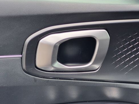 Used 2024 Kia Sorento S FWD image 12