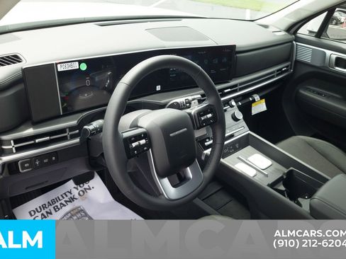 Used 2026 Hyundai Santa Fe SE FWD image 16