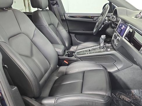 Used 2020 Porsche Macan S AWD/4WD image 27