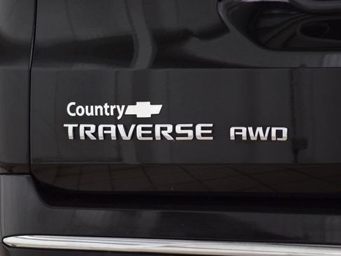 Used 2023 Chevrolet Traverse High Country w/ LPO, Cargo Package AWD/4WD image 22