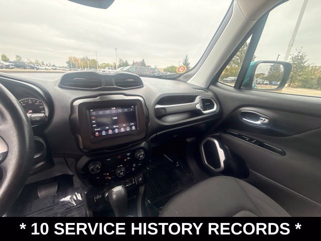 Used 2021 Jeep Renegade Latitude w/ Convenience Group AWD/4WD image 22