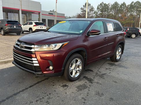Used 2018 Toyota Highlander Limited image 1
