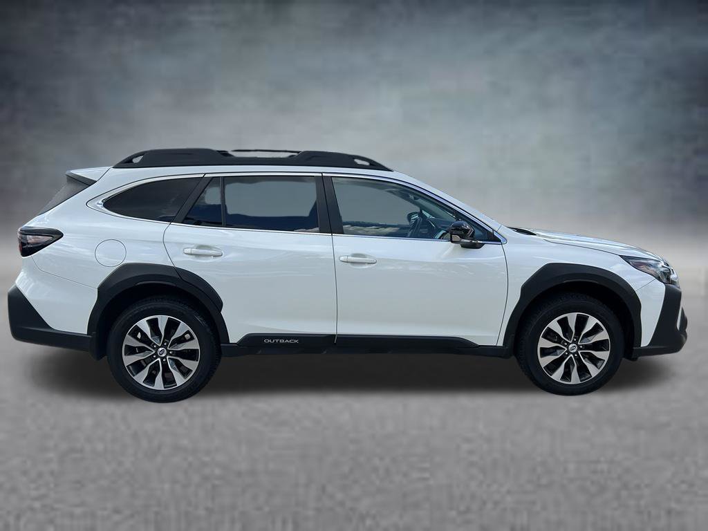 Used 2023 Subaru Outback Limited XT AWD/4WD image 7