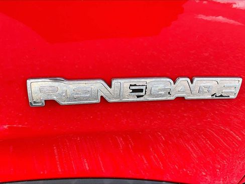 Used 2016 Jeep Renegade Limited image 9