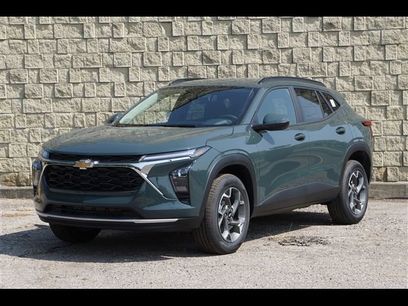 New 2025 Chevrolet Trax LT w/ LT Convenience Package