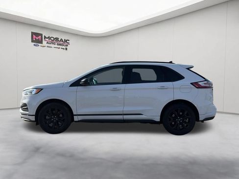 Used 2023 Ford Edge SE w/ Black Appearance Package AWD/4WD image 5