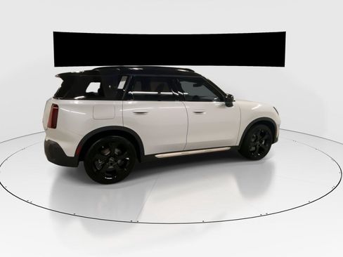 Used 2025 MINI Cooper Countryman SE AWD/4WD image 12