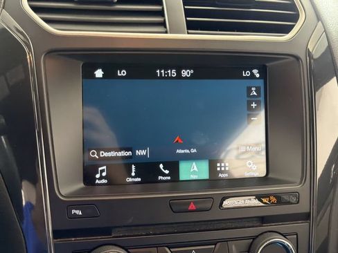Used 2018 Ford Explorer XLT w/ Equipment Group 202A AWD/4WD image 7