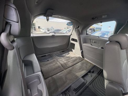 Used 2017 Honda Odyssey Touring image 17