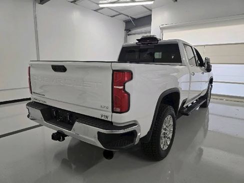 Used 2024 Chevrolet Silverado 2500 LTZ w/ LTZ Plus Package AWD/4WD image 10