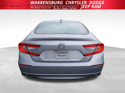 Used 2018 Honda Accord Sport image 5