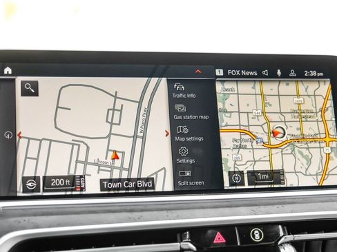 Used 2022 BMW X5 M50i w/ Executive Package image 20