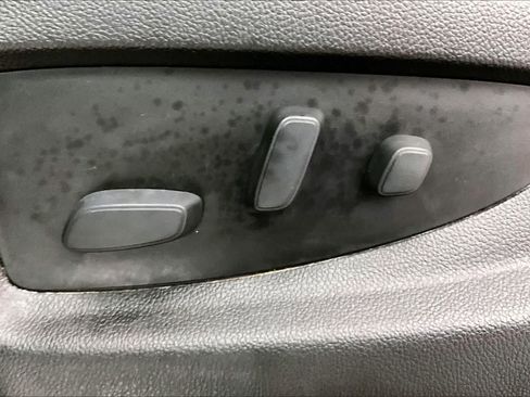 Used 2018 GMC Sierra 1500 SLE w/ SLE Value Package AWD/4WD image 31