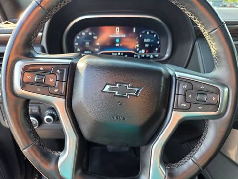 Used 2023 Chevrolet Tahoe Z71 w/ Luxury Package AWD/4WD image 27