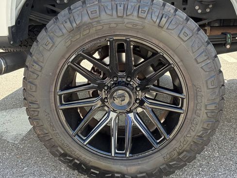 Used 2023 Ford F250 Lariat w/ Lariat Ultimate Package AWD/4WD image 19