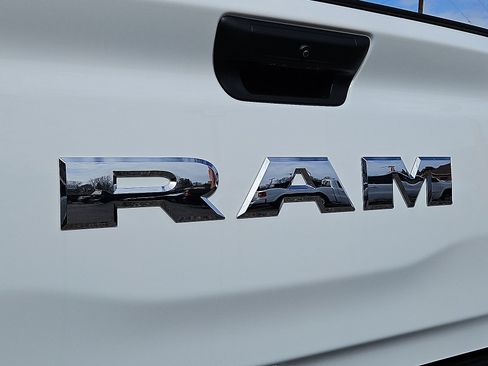 New 2026 RAM 1500 Big Horn AWD/4WD image 19