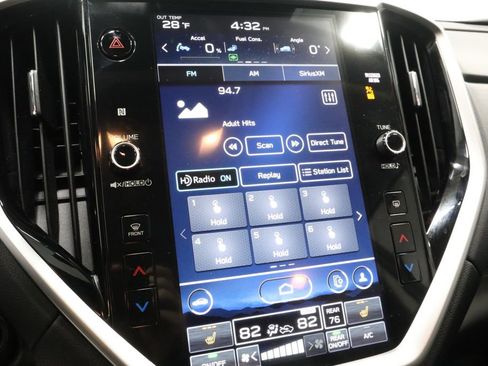 Used 2023 Subaru Ascent Limited image 2