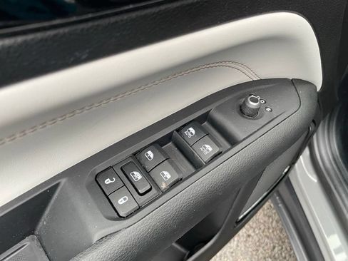 Used 2024 Jeep Compass Limited AWD/4WD image 12