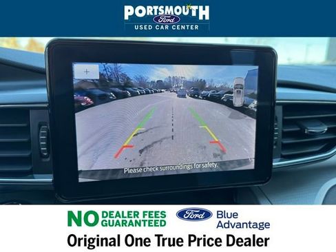 Certified 2022 Ford Explorer XLT w/ Equipment Group 202A image 13