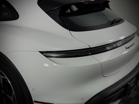 New 2025 Porsche Taycan 4S image 13