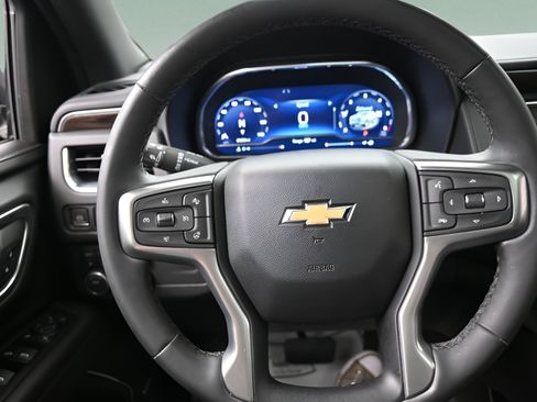 Used 2023 Chevrolet Tahoe LT w/ Luxury Package AWD/4WD image 34