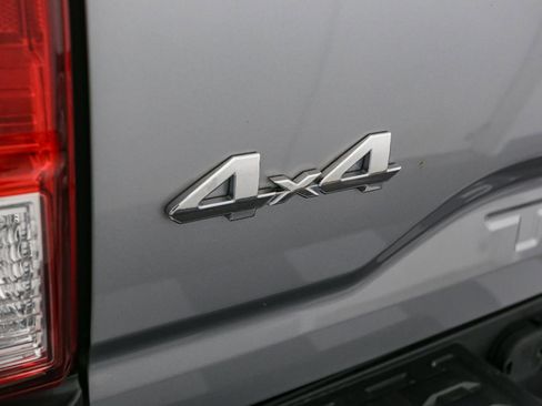 Used 2017 Toyota Tacoma SR5 image 11