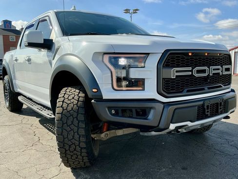 Used 2019 Ford F150 Raptor w/ Equipment Group 802A Luxury image 2