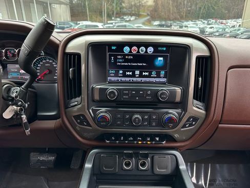 Used 2018 Chevrolet Silverado 3500 High Country w/ Duramax Plus Package image 22