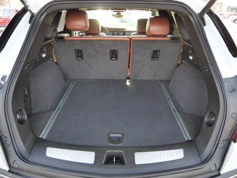 Used 2025 Cadillac XT5 Premium Luxury w/ Technology Package image 18