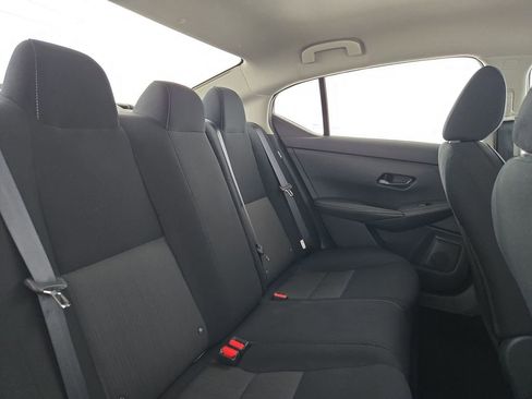 Used 2025 Nissan Sentra SV image 31