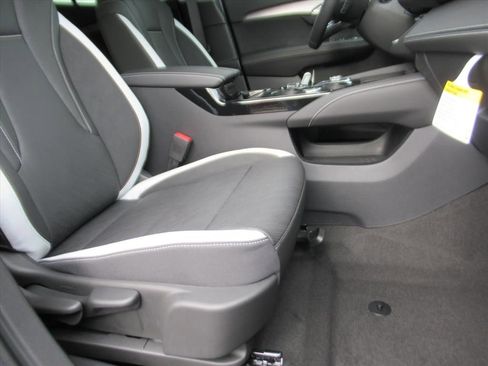 New 2026 Buick Envision Sport Touring image 10