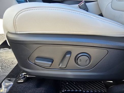 New 2026 Hyundai Tucson Limited AWD/4WD image 17