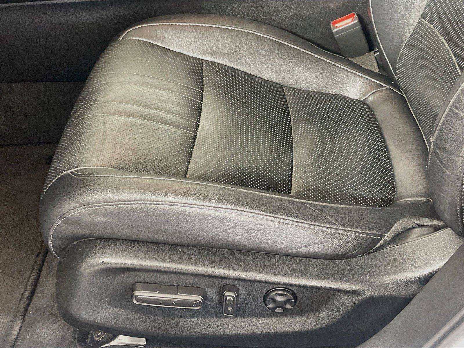Used 2019 Honda Accord EX-L image 18