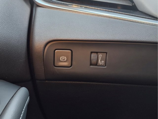 Certified 2023 Buick Enclave Essence w/ Sport Touring Edition FWD image 10