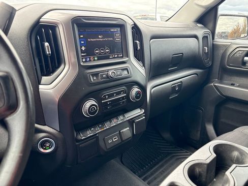 Used 2023 Chevrolet Silverado 1500 Custom image 24