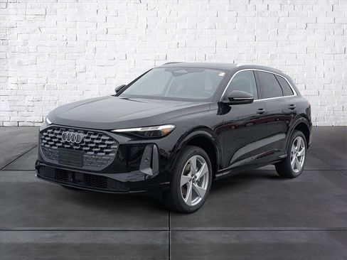 New 2025 Audi Q5 2.0T Premium Plus image 3