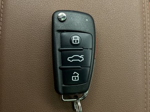 Used 2020 Audi Q3 2.0T Premium Plus AWD/4WD image 10