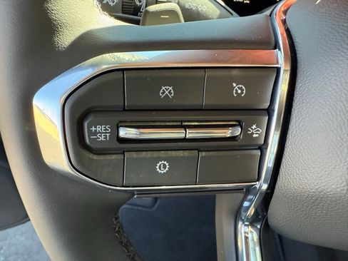 New 2026 GMC Yukon Elevation image 27