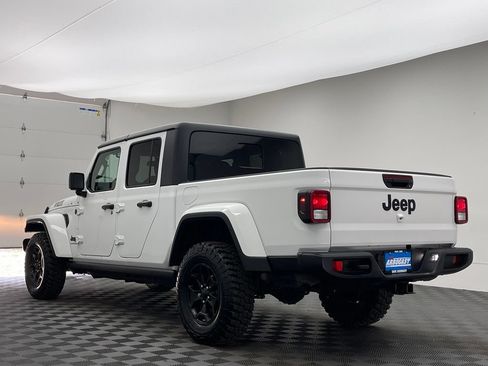 Used 2021 Jeep Gladiator Sport AWD/4WD image 10