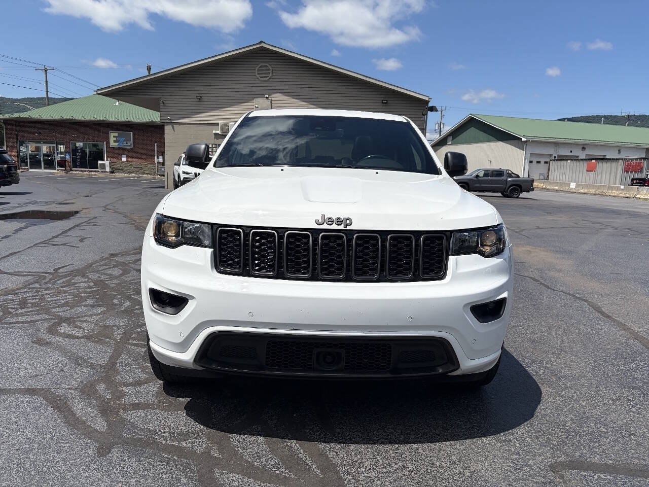 Used 2021 Jeep Grand Cherokee Limited w/ Quick Order Package 28K 80th AWD/4WD image 3