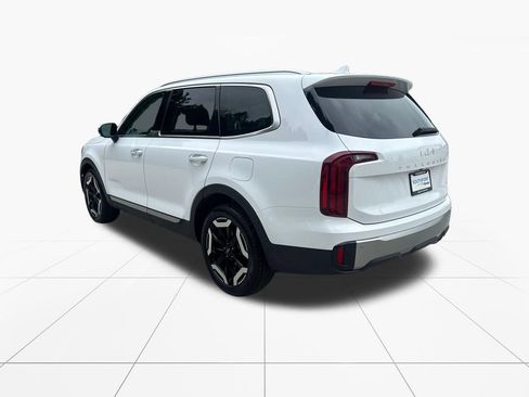 Used 2025 Kia Telluride S AWD/4WD image 6
