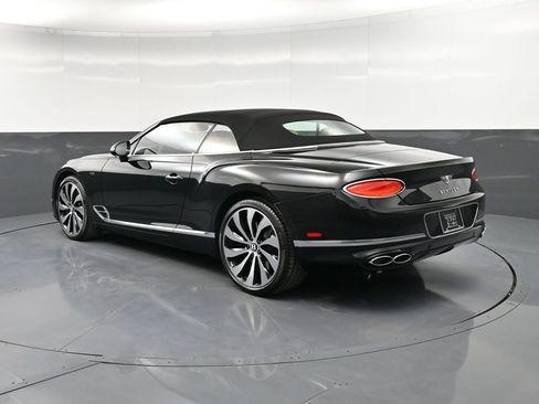 Used 2024 Bentley Continental GT AWD/4WD image 3