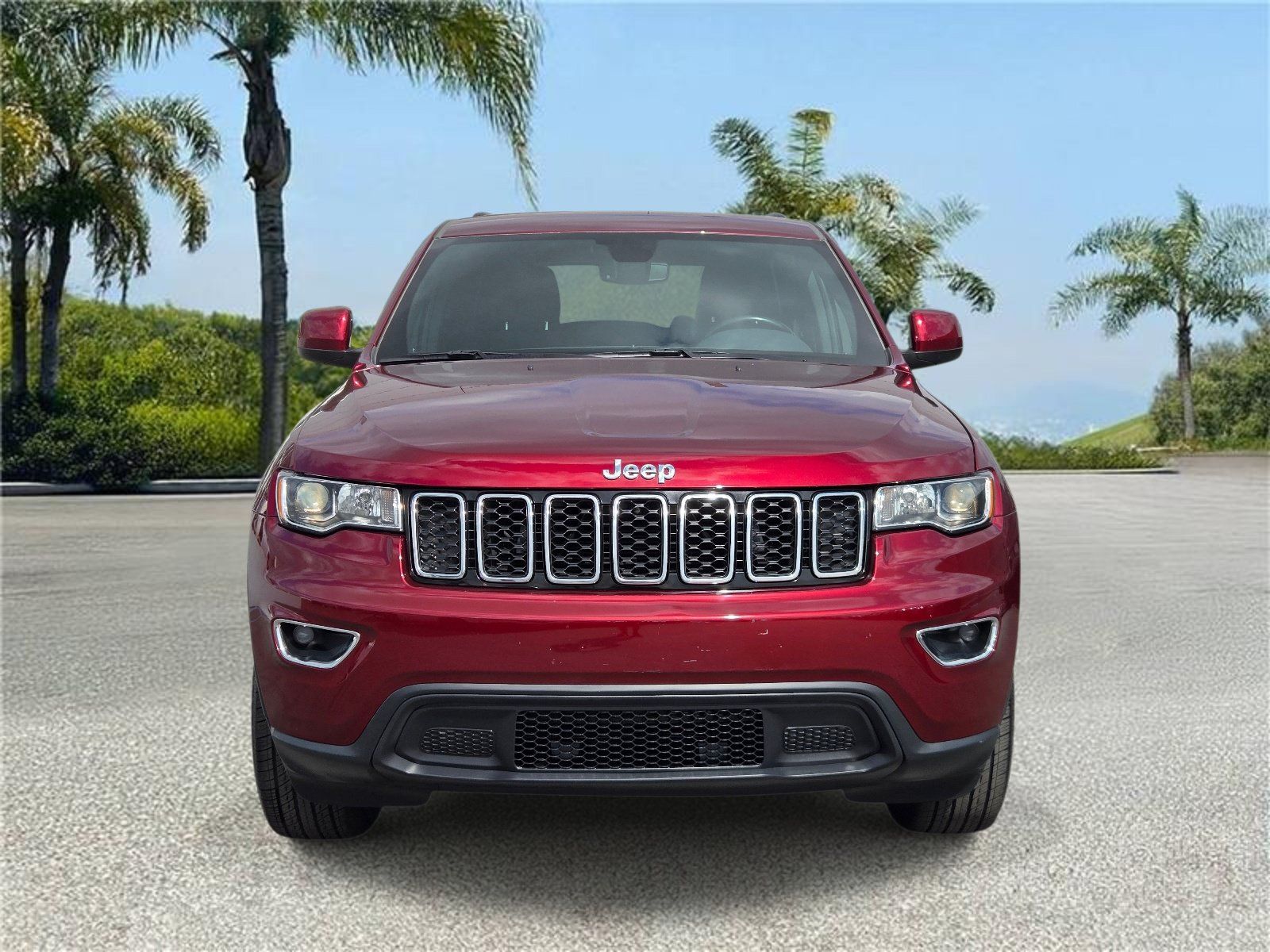 Used 2022 Jeep Grand Cherokee Laredo E RWD image 3