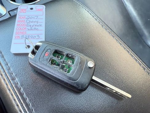 Used 2017 Chevrolet Equinox Premier w/ Enhanced Convenience Package image 29