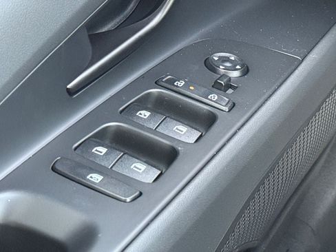 New 2026 Hyundai Elantra Sport FWD image 16