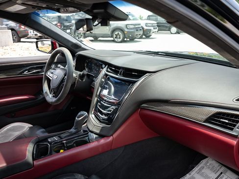 Used 2018 Cadillac CTS V RWD image 51