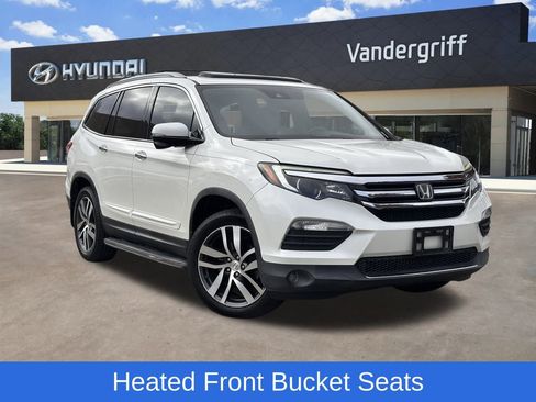 Used 2016 Honda Pilot Touring image 1