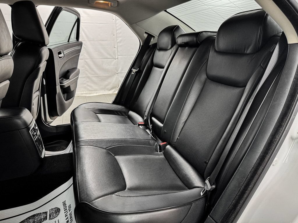 Used 2019 Chrysler 300 Limited w/ Safetytec Plus Group AWD/4WD image 10