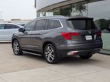 Used 2017 Honda Pilot Elite image 3