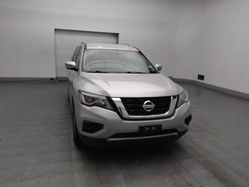 Used 2020 Nissan Pathfinder S FWD image 14